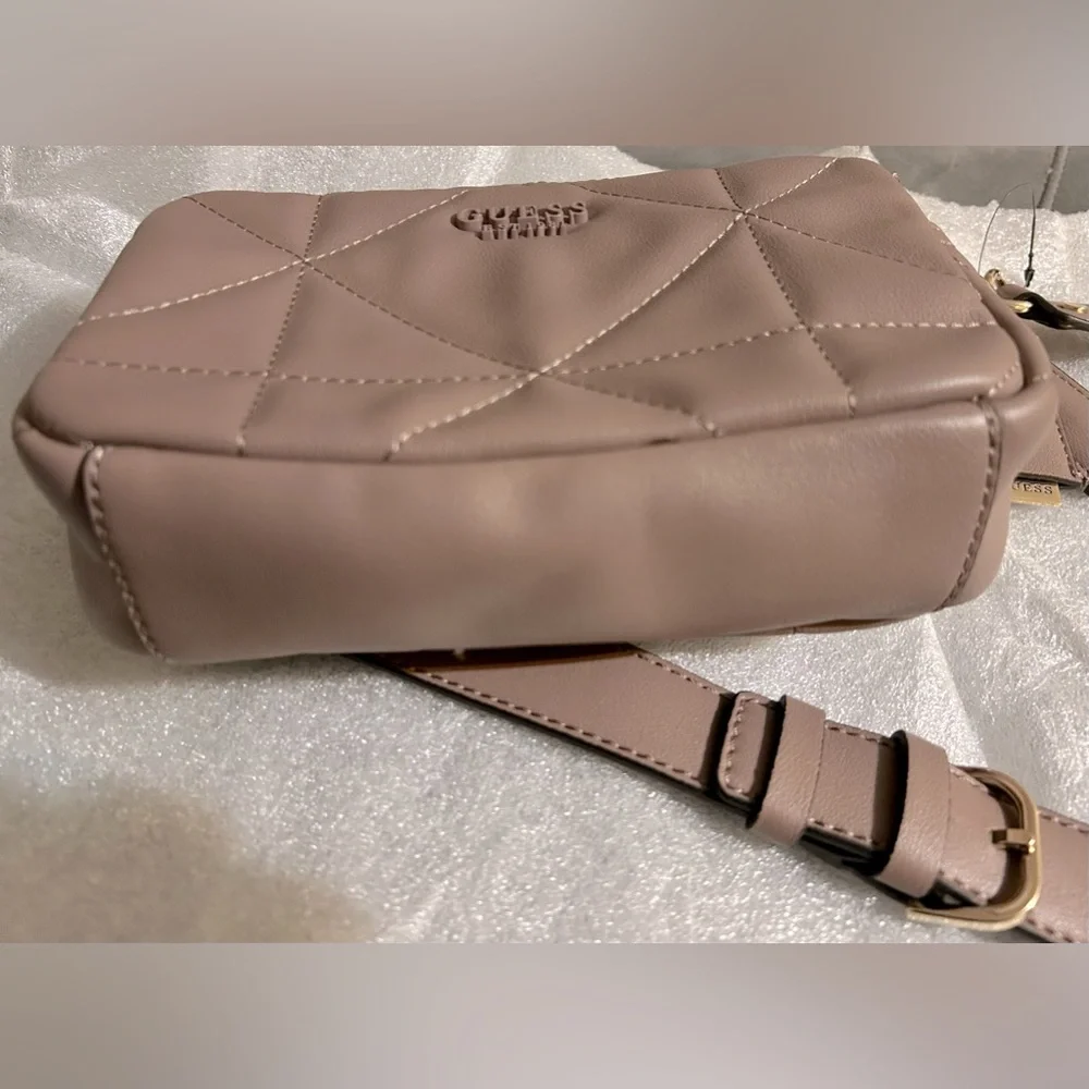 6. Pink Guess Crossbody-Excellent - Picture 6 of 10